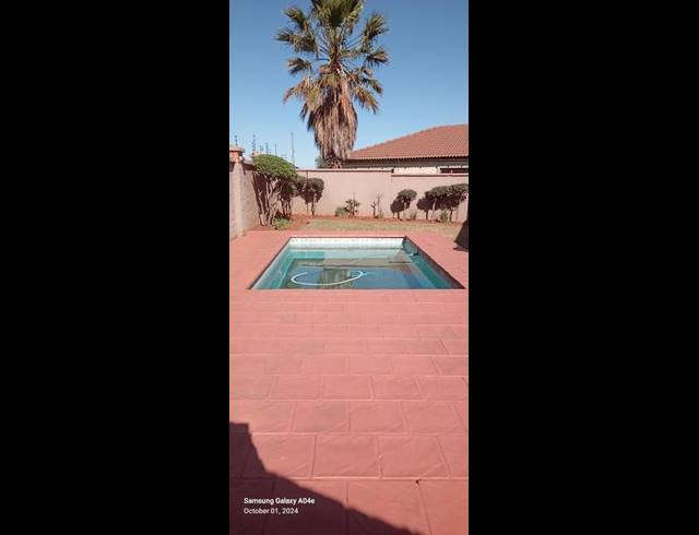 3 BEDROOM PROPERTY TO RENT IN DELMAS